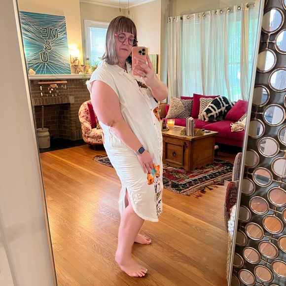 Anthropologie 2X white button down midi dress with floral detail - Picture 3 of 8